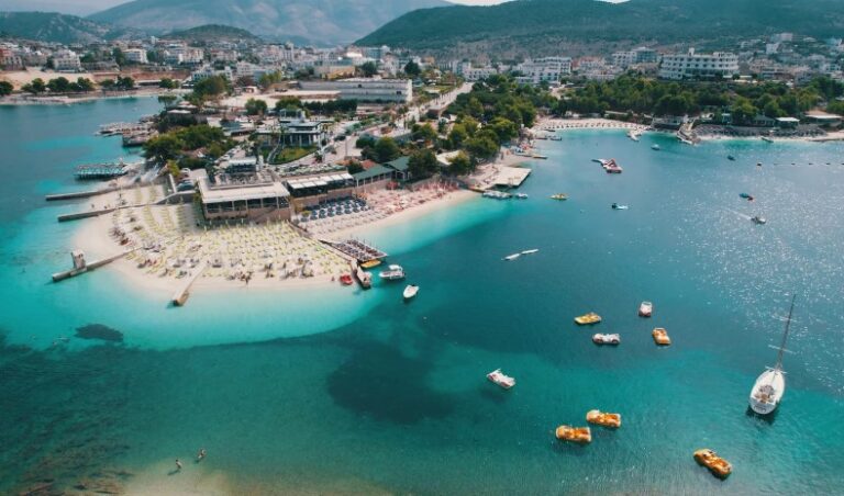 Dron snimak plaže u Ksamilu
